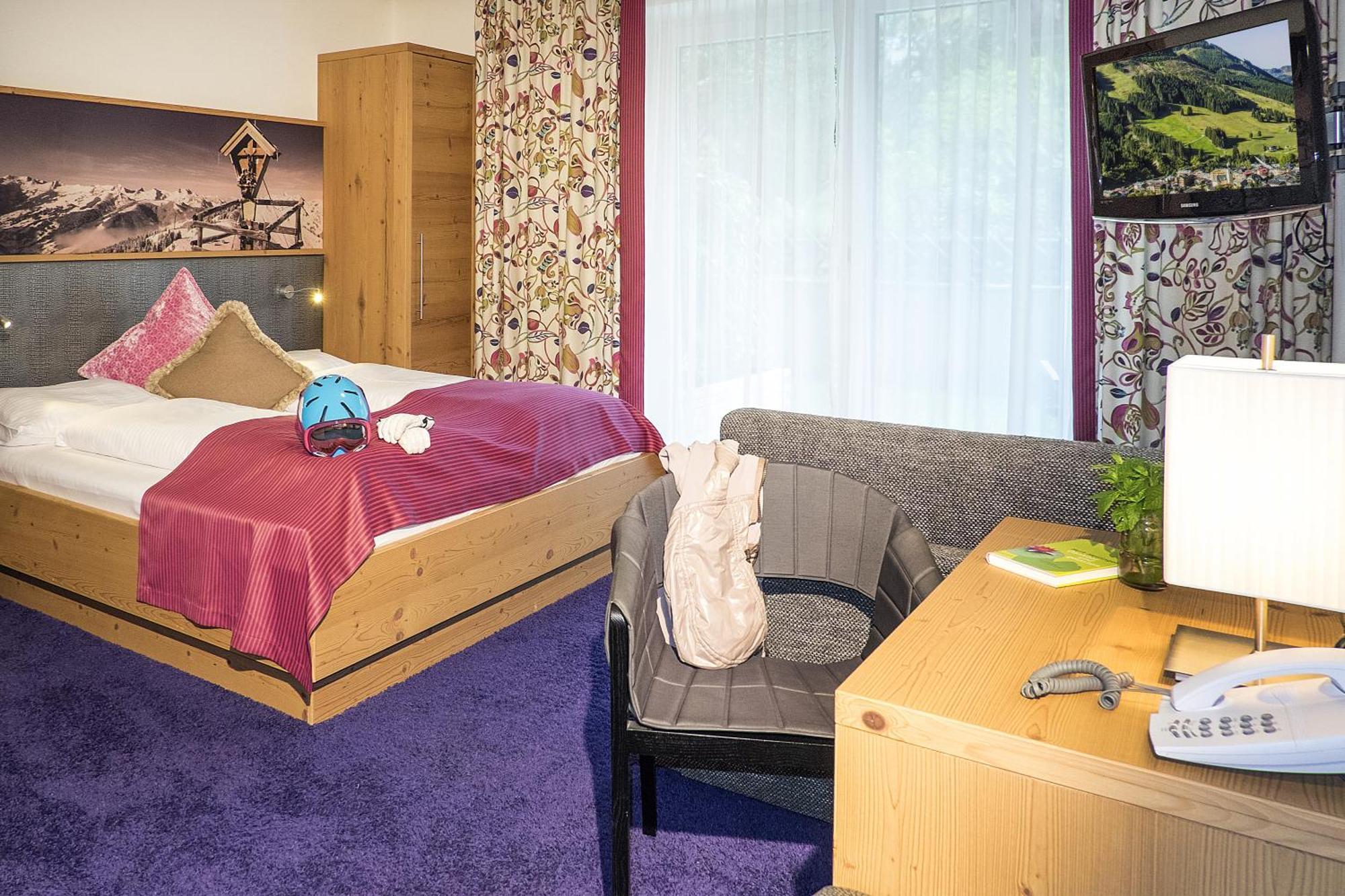Hotel Talblick Saalbach-Hinterglemm Quarto foto